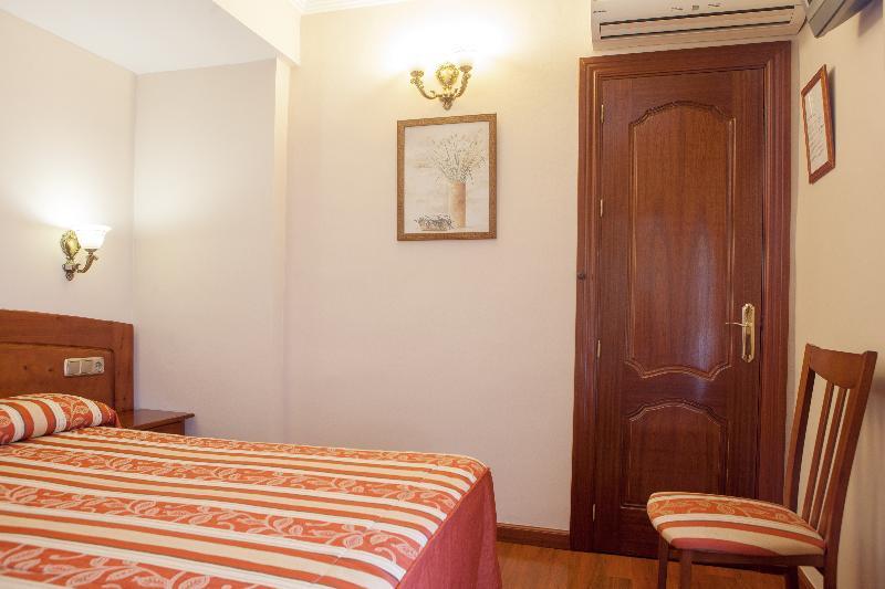 Hotel Alameda Málaga Extérieur photo